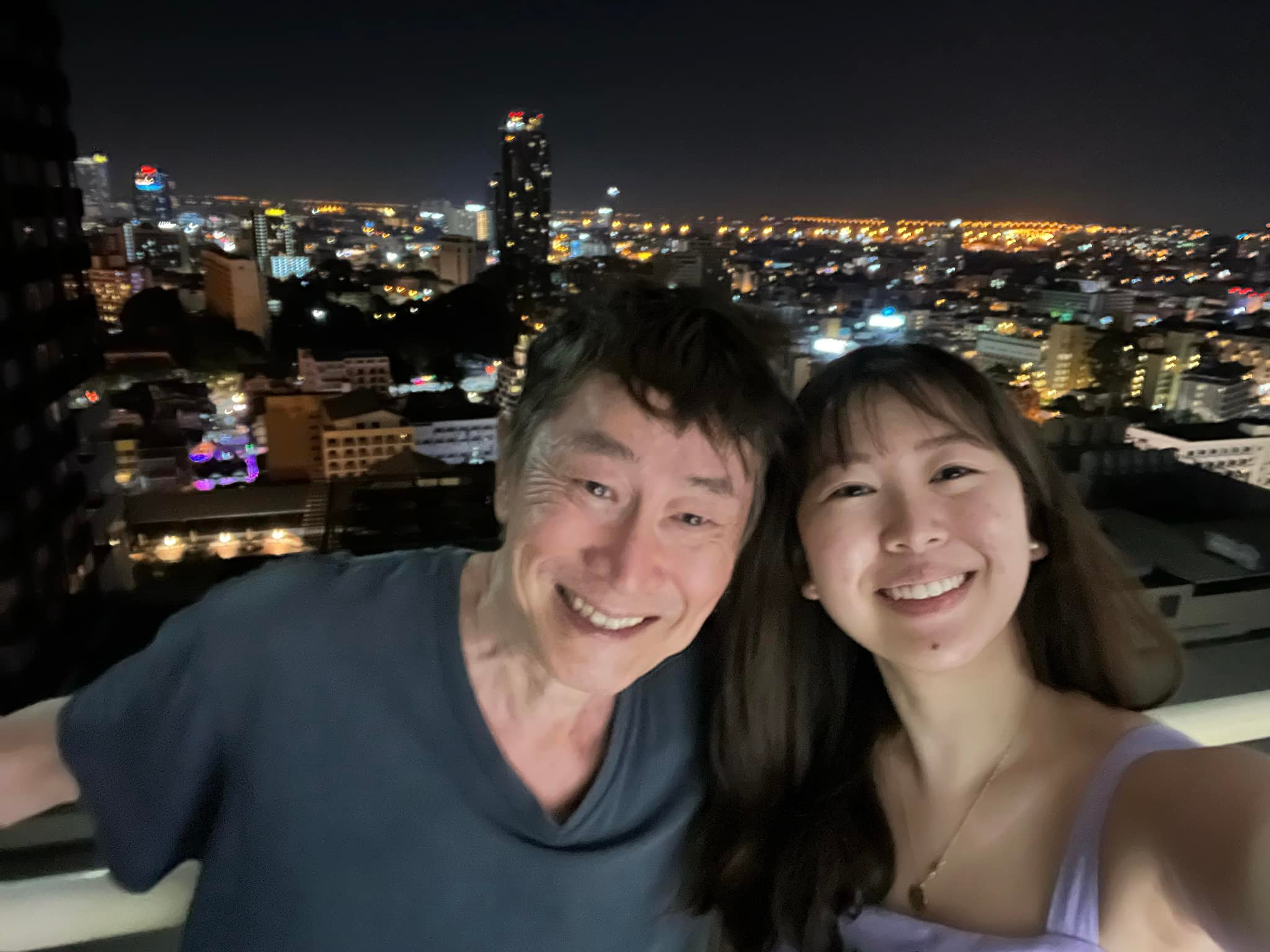 返台大罷免投票！67歲資深歌手「遭轟滾回美國」　女兒心疼發聲「民主社會需要多管閒事」