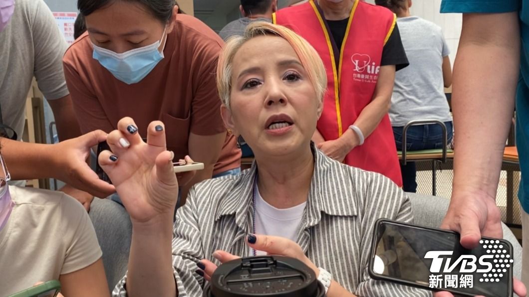馬上就要823罷免！台灣資深女星表態了「給他們看看真正民主」：比里長還不如