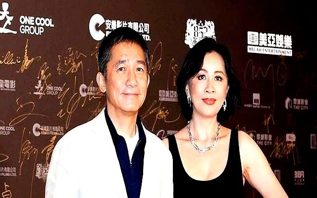  「老公今天有陪跑！」大咖銀色夫妻「素顏合體晨跑」　被認出「同步神反應」網融化：太甜了♥️
