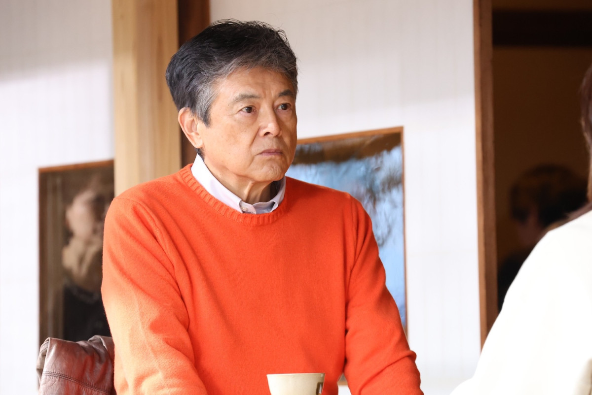 結婚45年從未吵過架！67歲資深男星「娶走大咖女演員」被酸高攀　如今他狀態驚人「夫妻遛狗被目擊」 