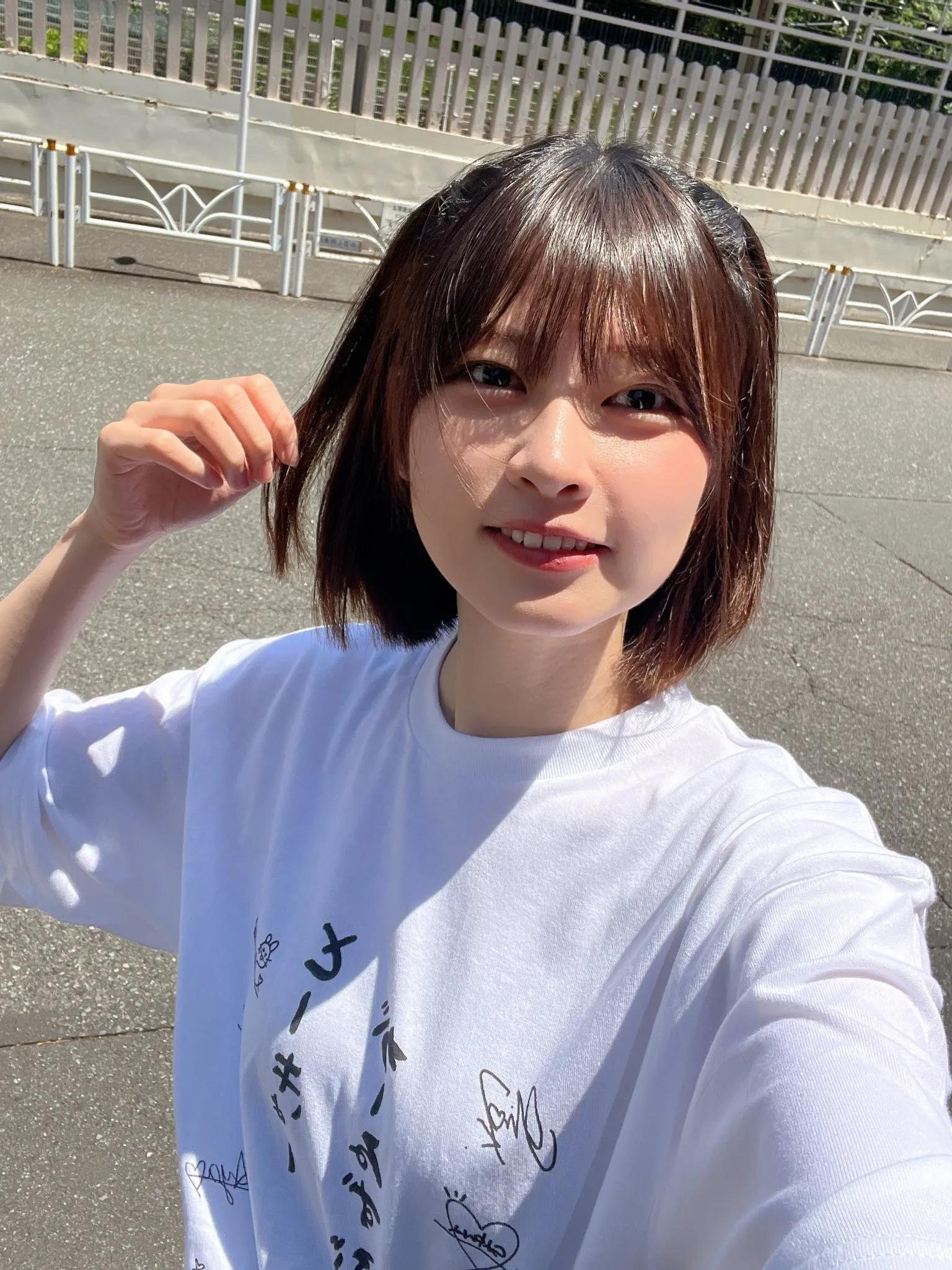 最美上班族OL照片爆紅！ 「7千萬人求婚告白」連馬斯克也出手了