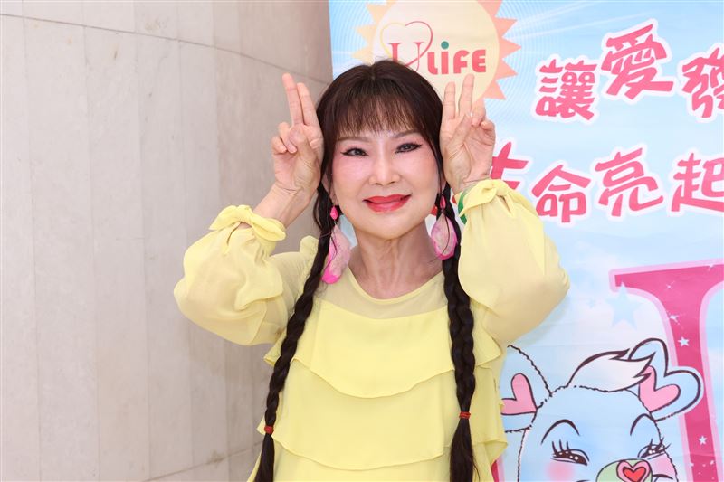 消失螢光幕多年！73歲資深女星「驚傳靠老人年金過活」　本人罕露面曝近況：「對生活很滿意...」