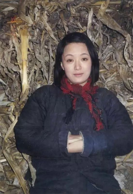 婚後定居美國！59歲大咖影后「當紅嫁普通醫生」遭看衰　淡出影壇多年「久違露面現身」狀態太驚人