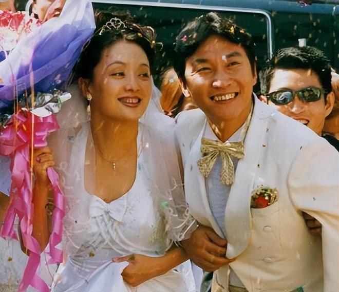 婚後定居美國！59歲大咖影后「當紅嫁普通醫生」遭看衰　淡出影壇多年「久違露面現身」狀態太驚人