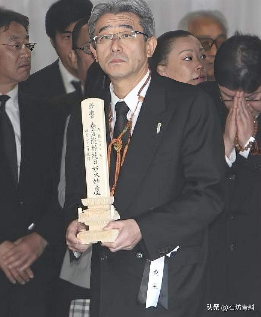 歌壇玉女乳癌病逝！獨自抗癌19年「老公卻劈腿生私生女」　他葬禮上裝深情「轉頭開心二婚」