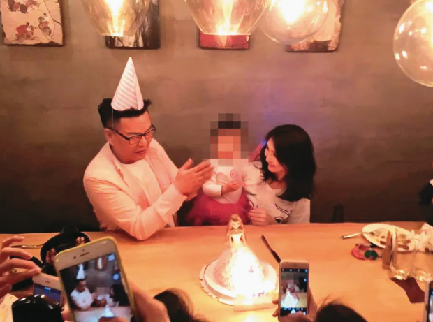突然重病嚇壞老婆！沈玉琳好友曝「樂當女兒奴」拚了命賺錢　為愛女「一夕改掉25年惡習」