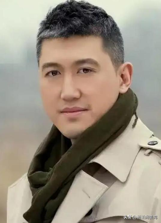 昔演壞人爆紅！資深男星晚年「身材發福、滿臉皺紋」　放棄藝人形象「在他手下打工」