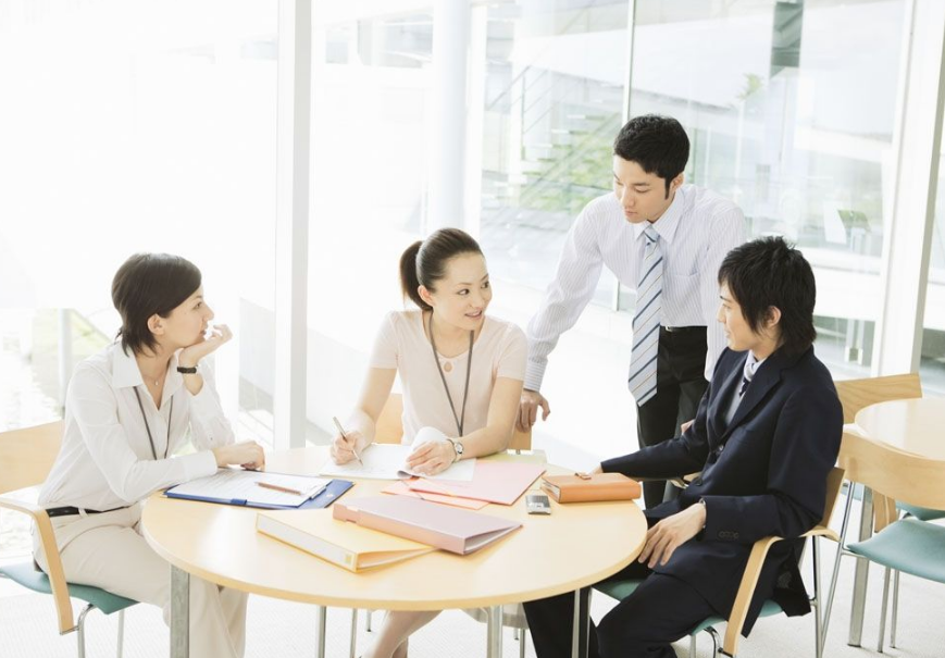 情商輾壓眾人!3生肖男「處事圓融大氣」又不失智慧 嫁給他們真是賺到了