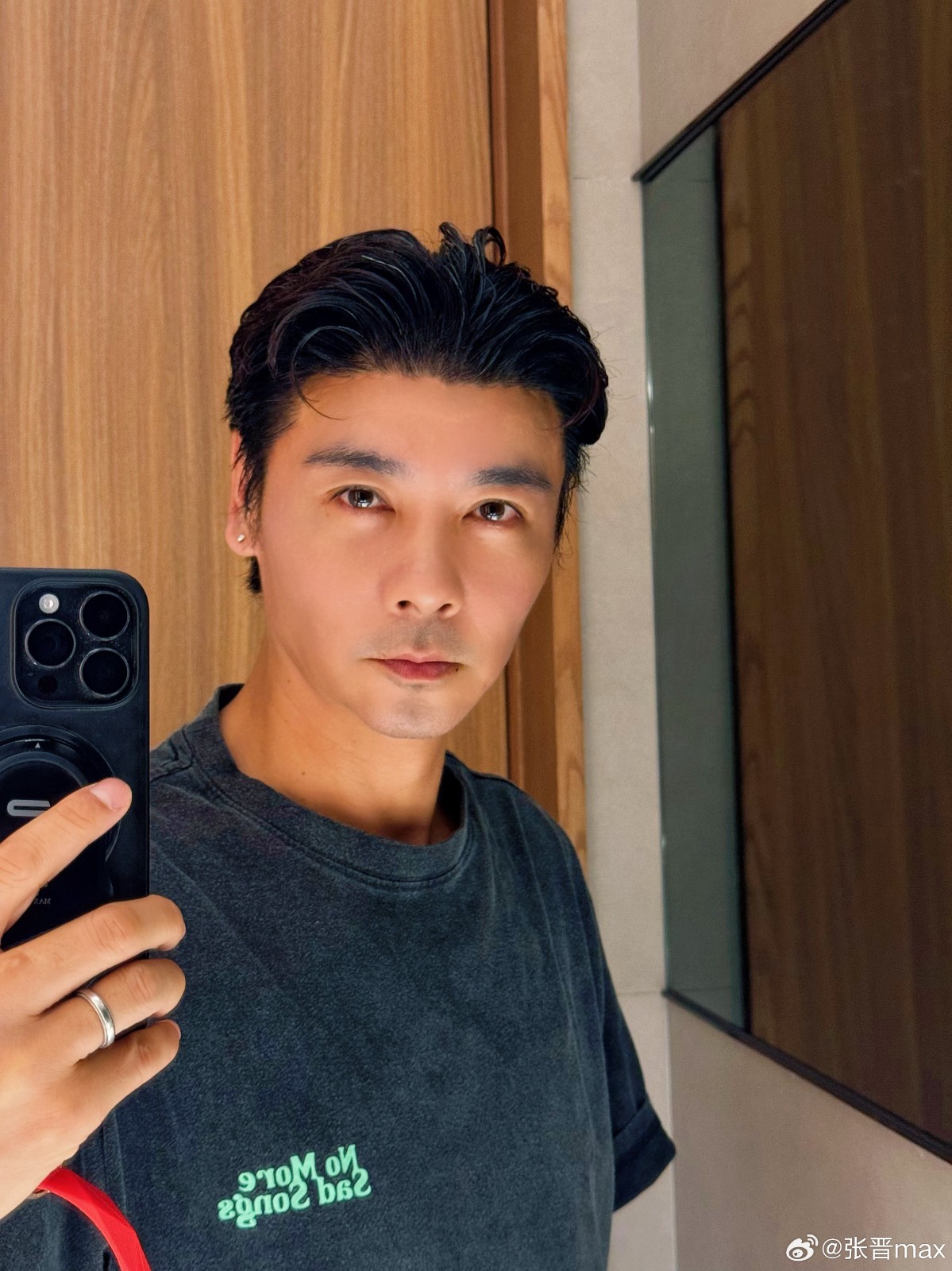 出國驚傳出事！51歲資深男星「突發心臟病」發不出聲音求救　緊急手術救命「目前狀況曝光」