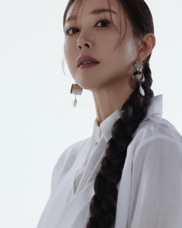 43歲資深女星「絕望輕生」！老公親眼目睹「揹起奔醫院搶救」