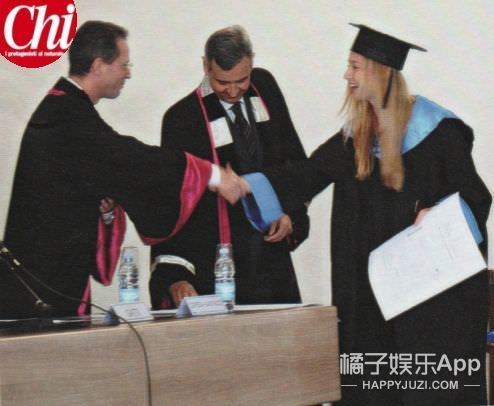 全球最美摩納哥王妃「證實懷第三胎」！收服帥氣王子「照片曝光」：男帥女美太配了！
