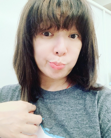 58歲玉女歌后痛哭「最愛的她過世」！不捨「肝臟、淋巴全都是」：開刀也沒救