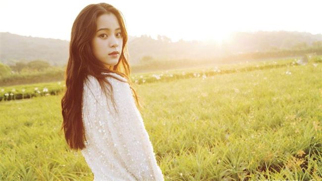 歐陽娜娜舔共「恐遭懲處」？20多名台灣藝人「全被調查」嚇傻：沒那意思、不曉得