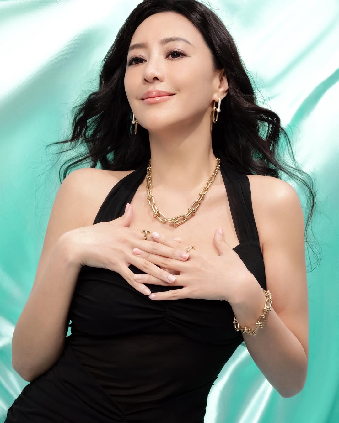 嫁CEO老公12年！49歲大咖女星「突自爆曾劈腿過」　直言從沒單身過「別覺得自己很冰清玉潔」