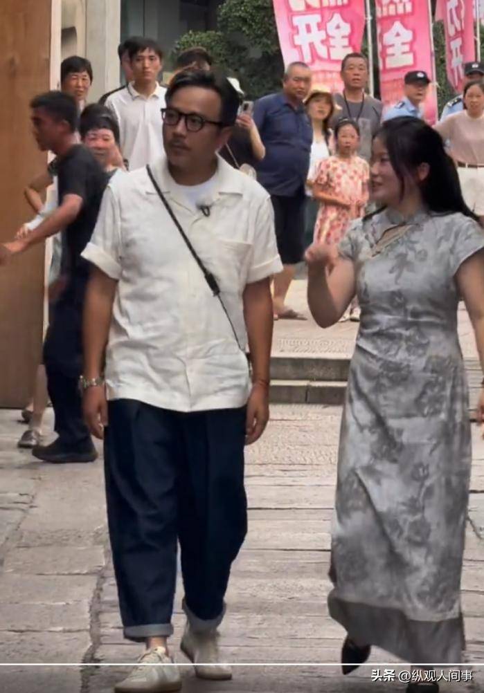 為養家瘋狂工作！51歲資深男星「滿臉鬍渣臉衰老」被目擊　網看1細節嚇壞「好像種田阿北」