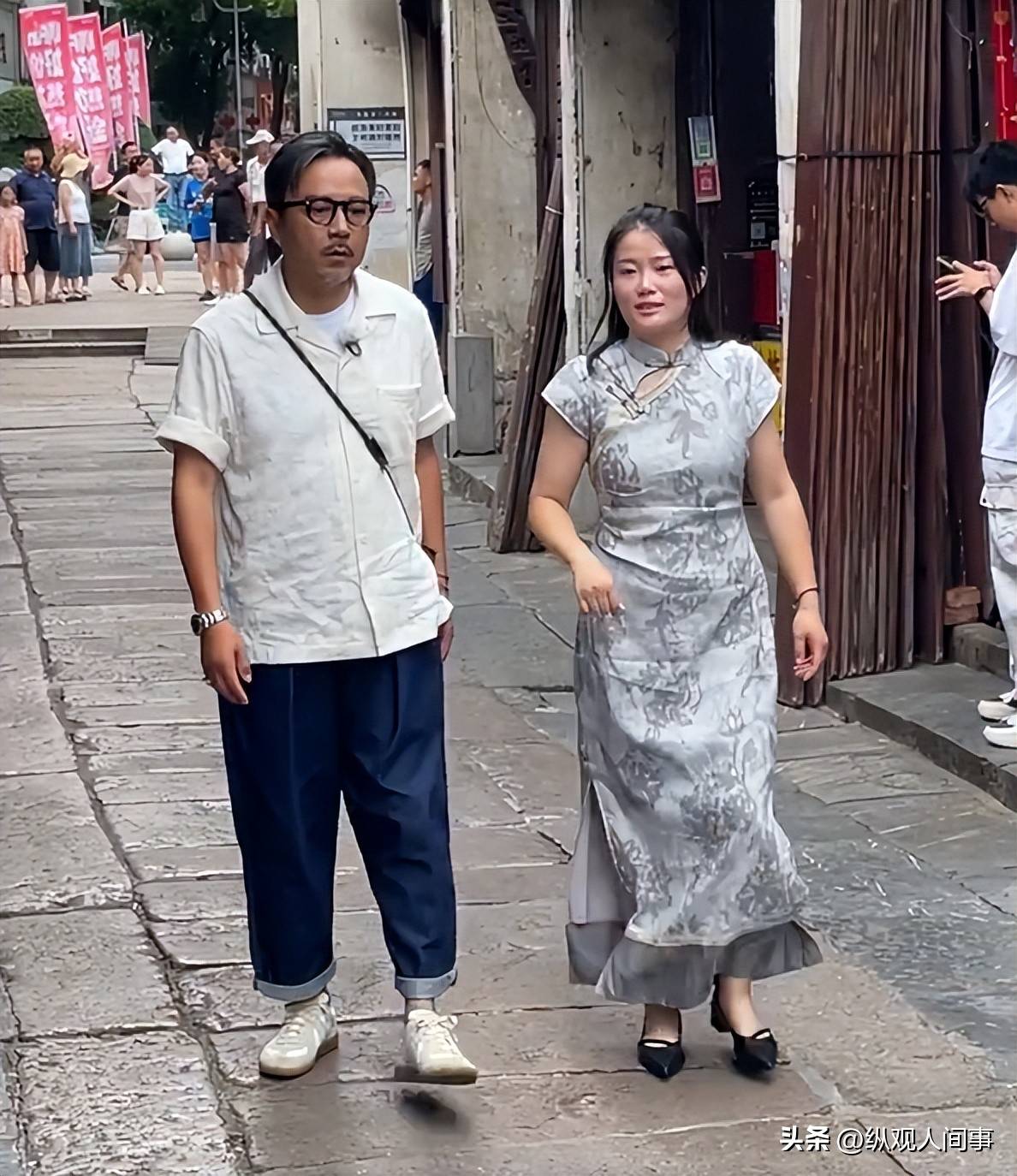 為養家瘋狂工作！51歲資深男星「滿臉鬍渣臉衰老」被目擊　網看1細節嚇壞「好像種田阿北」