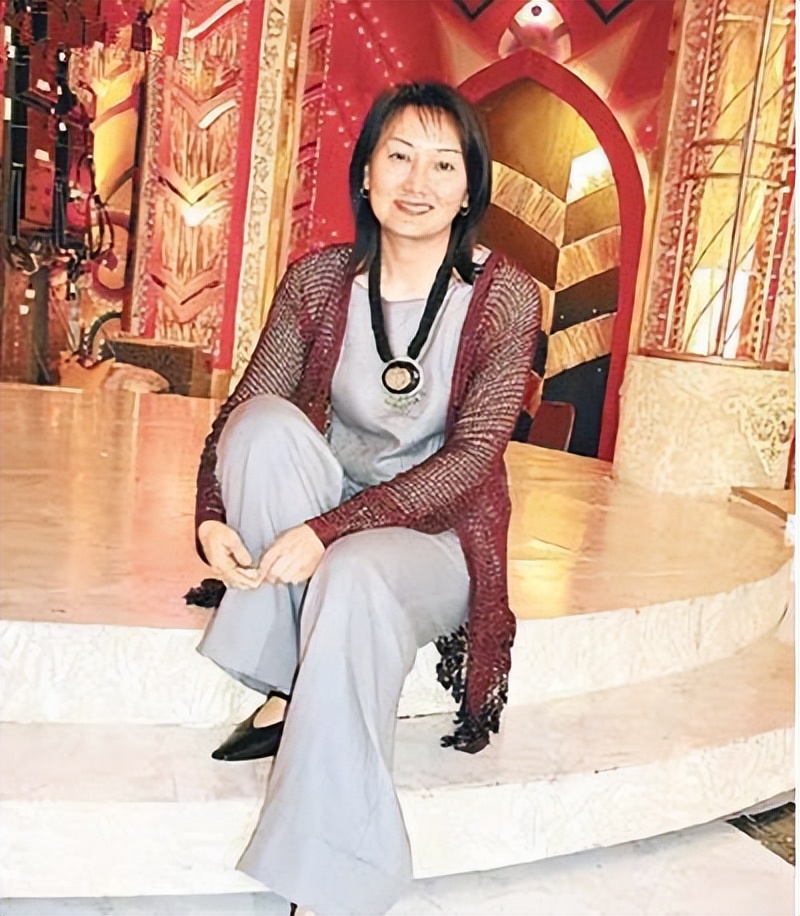 曾與張國榮合作！昔日花旦「母親離世後決定出家」　曝早已想做尼姑「已看淡生死」