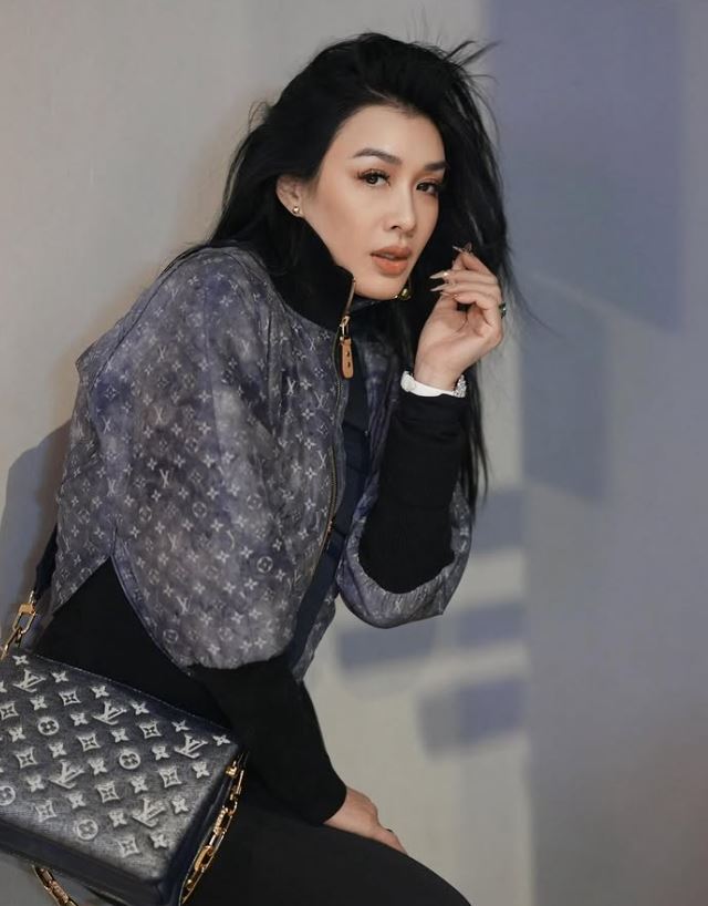 性感女星「17歲女兒出事了」緊急動刀治療！她情緒潰堤「曝最新病況」調整行程陪伴