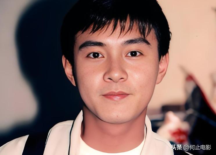 一生坎坷淒慘！60歲男星「結三次婚、兩度喪子」無緣當爸　步入晚年「卻活得讓人羨慕」...