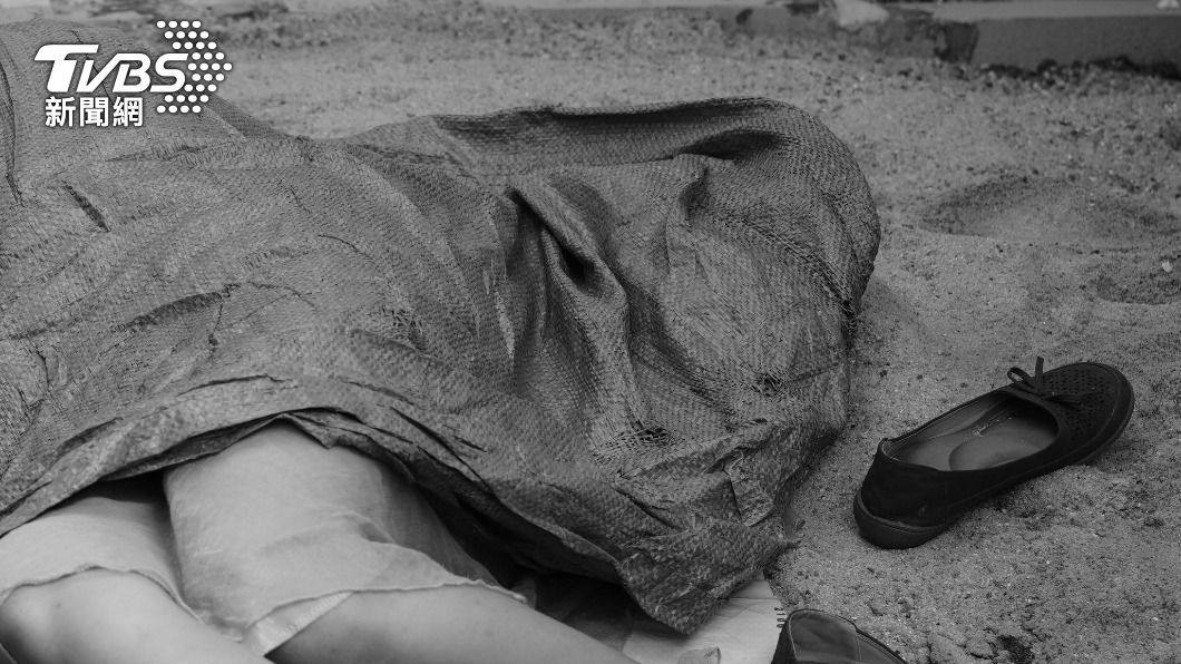 離婚3年！女子驚傳遭前夫「瘋砍20刀亡」　11歲兒「目睹全程」哭喊：別殺我媽