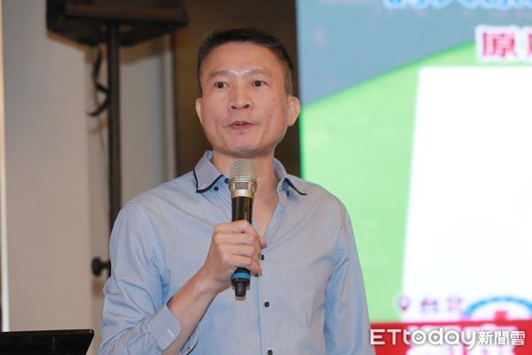 視力僅剩0.025！55歲秦楊「右眼突發失明」最新病況曝光　醫警告「半年內絕對中風」：沒救了
