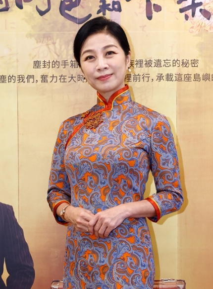 最佳前妻！方文琳離婚19年「前夫依舊牽掛」　當女兒面「大讚她是專業女神」