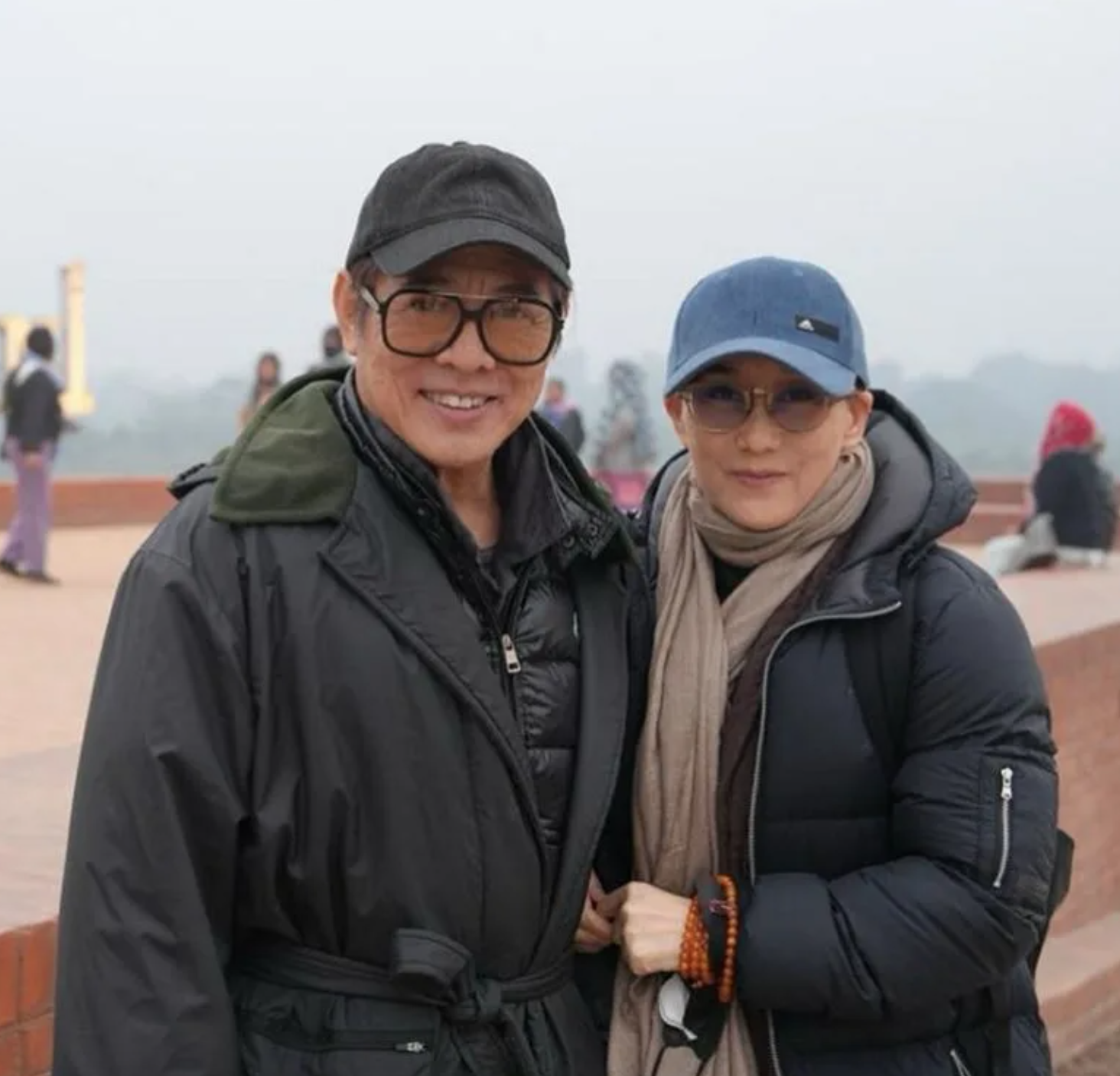 被控小三上位！63歲美艷女星「為愛消失33年」不再復出　如今63歲「被拍暴瘦衰老」網嘆：值得嗎？