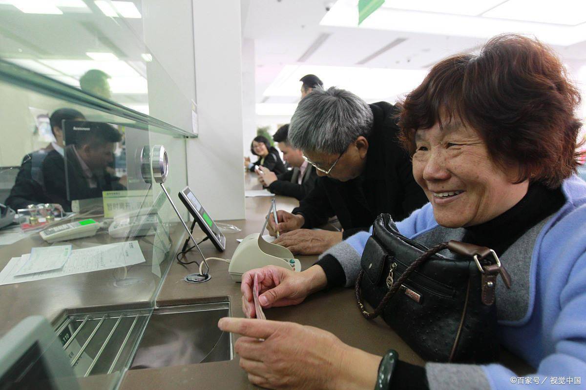 為何越來越多人「寧願少拿退休金，也要提前退休」？　擺脫不了「這5個原因」實在太現實
