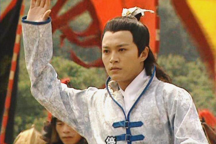 曾是古裝劇小生！46歲資深男星「如今在觀光景點當工作人員」　網質疑「沒戲拍缺錢了」他正面回應了