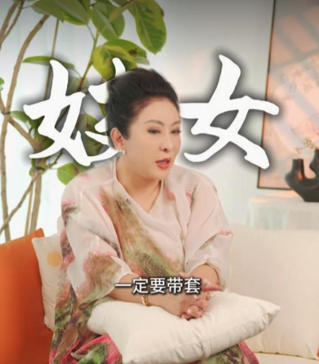 演藝圈神話夫妻！向太結婚45年「老了也常恩愛放閃」　語出驚人「老公出差我就送一盒」曝獨特馭夫術