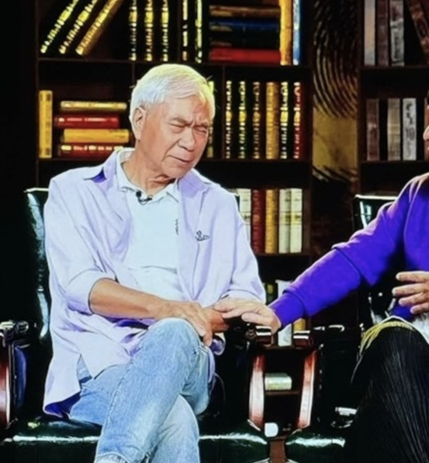 承諾出獄就結婚！74歲資深男星「被爆小36歲女友失聯」　被拍到「獨自現身聚餐」婚期全說了