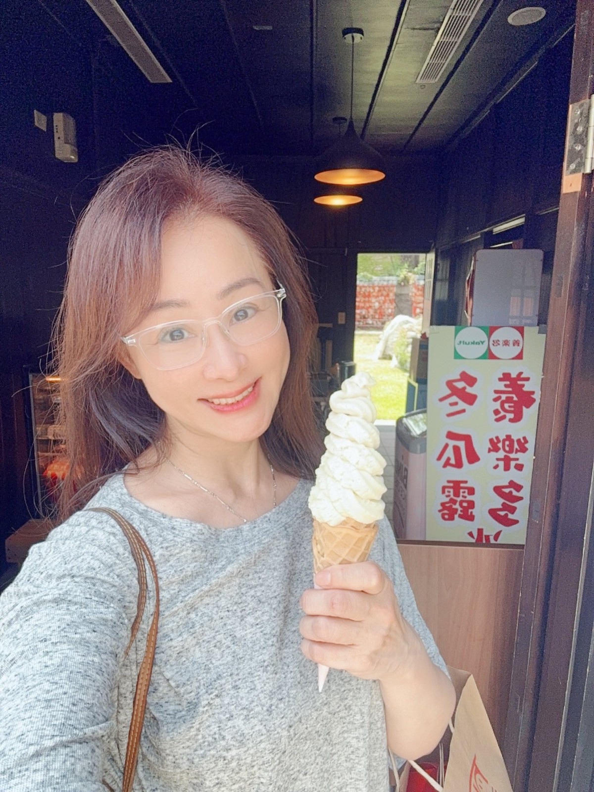 本土女星媽重摔！緊急住院「粉碎性骨折開刀」　出現幻覺「好多小朋友跑來跑去」她心疼趕赴醫院