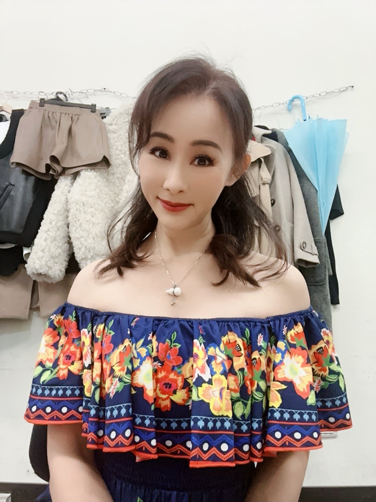 本土女星媽重摔！緊急住院「粉碎性骨折開刀」　出現幻覺「好多小朋友跑來跑去」她心疼趕赴醫院