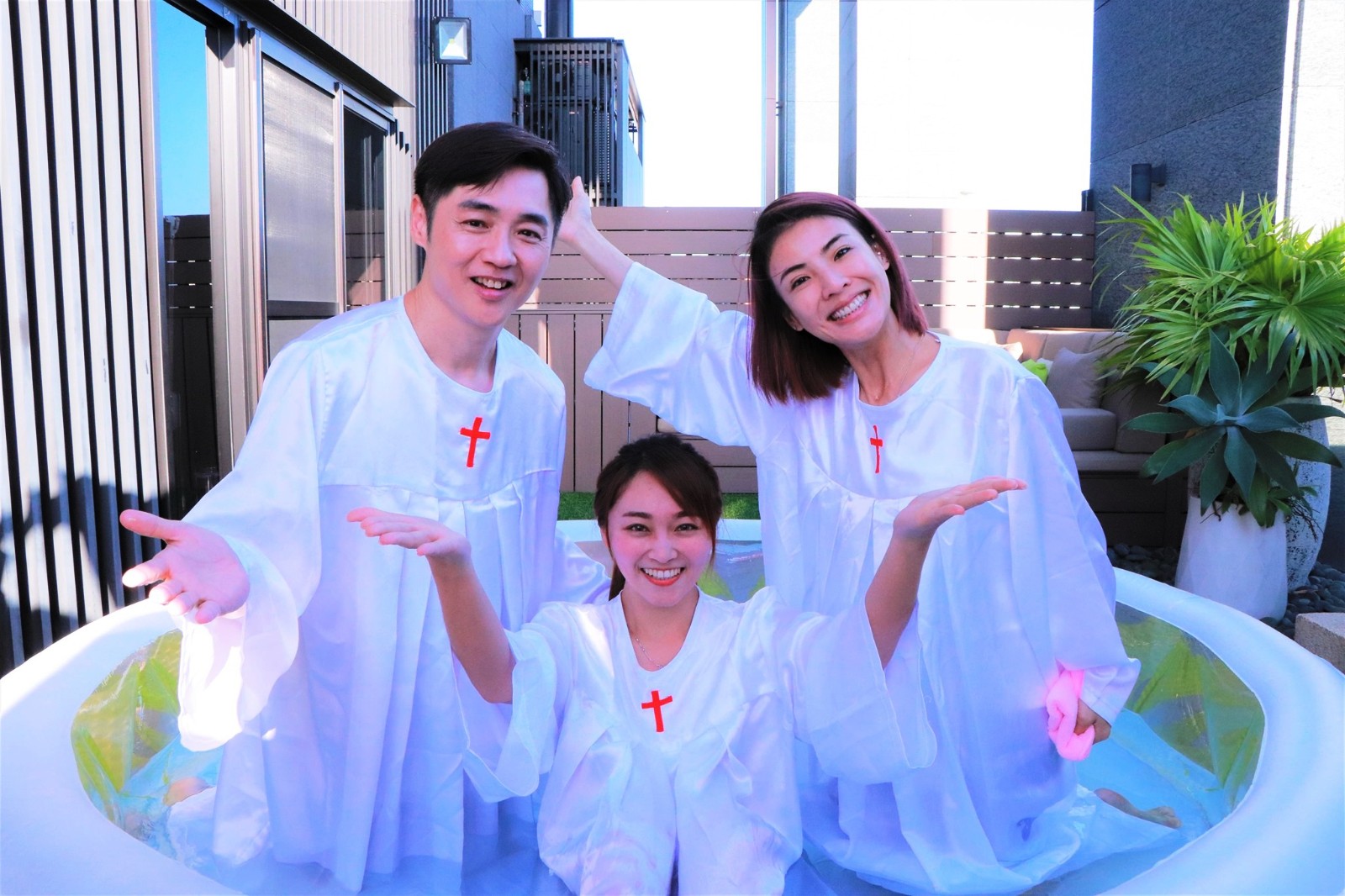 原本是三太子乩身！八點檔女星「受洗改當基督徒」　淚崩「遭宮廟邪靈折磨」：謝謝上帝