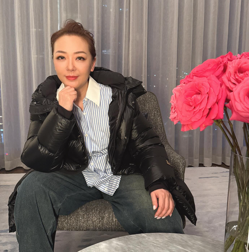曾愛上有婦之夫！56歲資深女星「單身多年沒小孩」　突曬「與小31歲帥哥下廚照」男方身分曝光