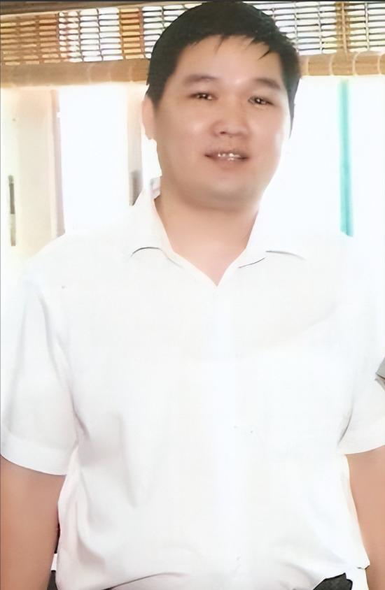 被酸愛財如命！57歲資深女星「拋棄初戀尪嫁富商」　默默承受攻擊「多年後真相曝光」網嘆：她是對的...