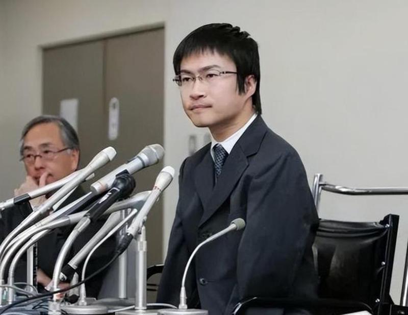 天生沒有四肢！49歲勵志作家「婚後出軌50女」　妻竟道歉「全都是我的錯」近況令人唏噓