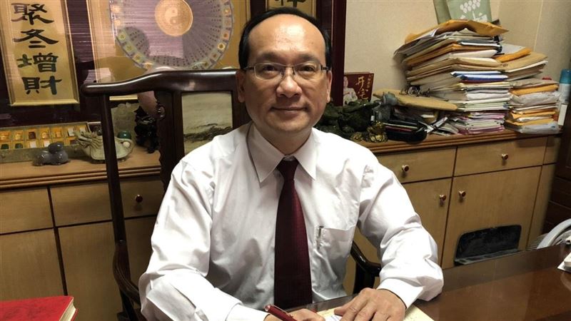 別穿全黑！專家示警「鬼月穿衣5禁忌」　點名4生肖「穿錯好兄弟會以為是同類」：抓交替先找你