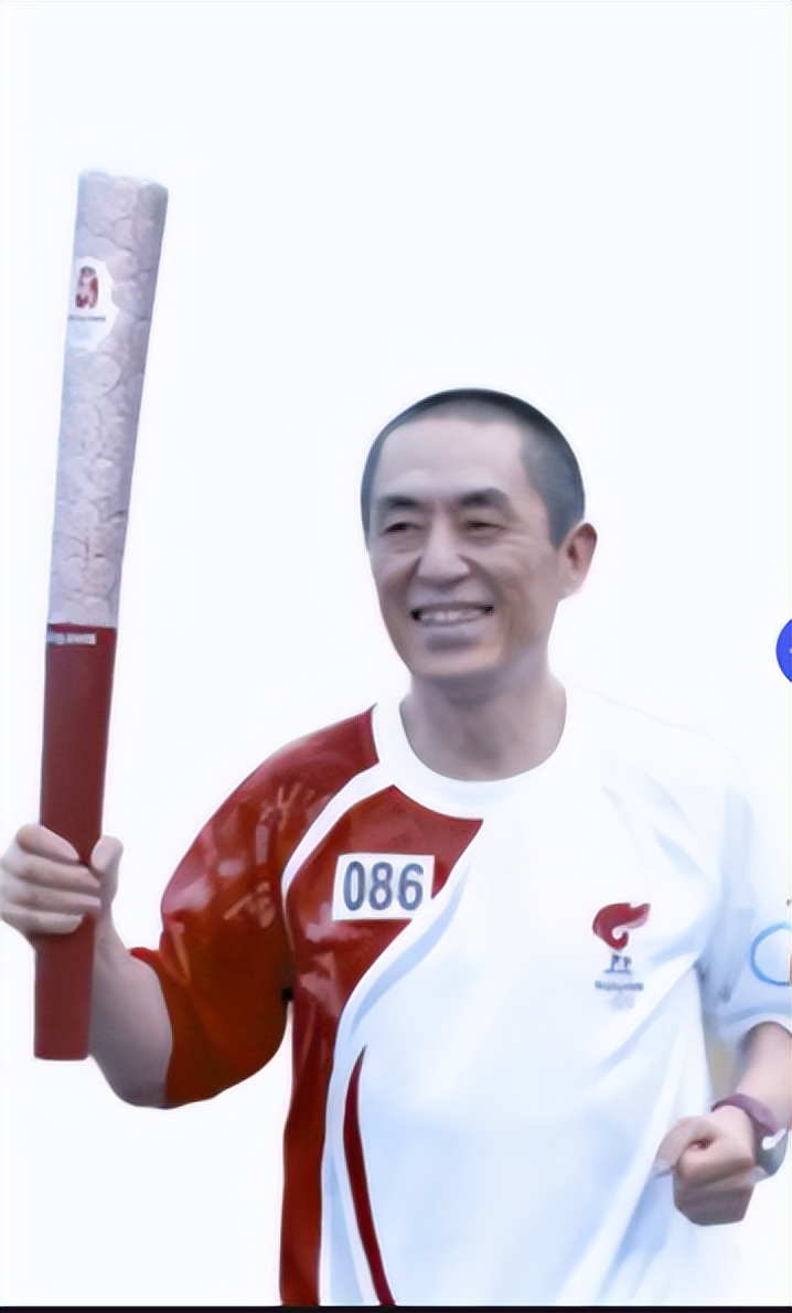 不是鞏俐、老婆！75歲張藝謀縱橫半生「唯獨對她最愧疚」　還原17年前一幕：「因為我終身癱瘓...」