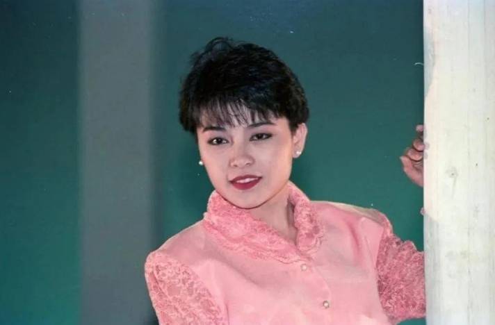 已故千百惠前夫！64歲音樂才子「接連背叛2任妻子」被封渣男　步入晚年「終於付出代價」網嘆：都是報應...