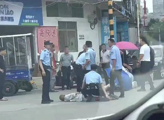 路人阻止也受傷！里長當街遭砍「送醫不治」原因曝光