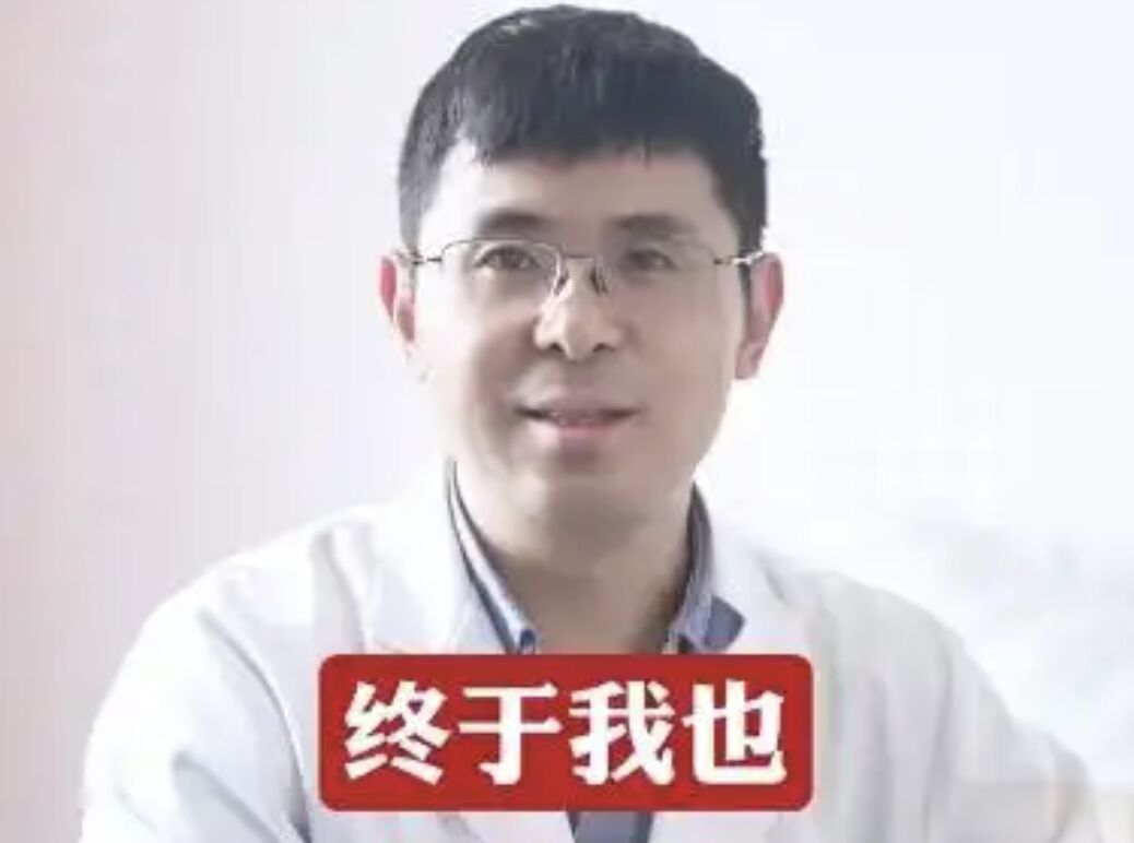 癱倒手術台前！45歲腦梗權威自爆「我也腦梗了」　不菸不酒「唯一病因曝光」：年輕人也會遇到...