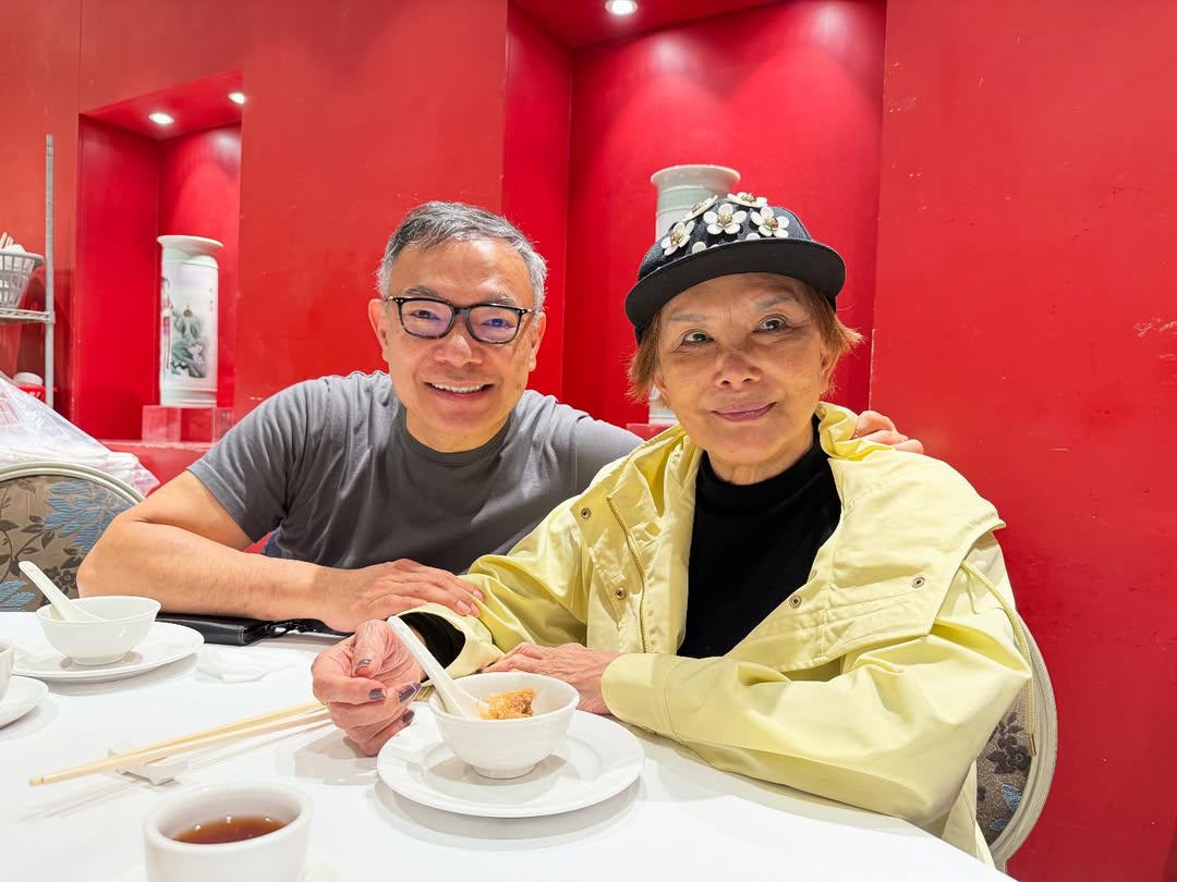 曾嫁緬甸富商之子！80歲大咖女星「如今驚傳罹失智症」　小15歲老公「辛苦細心呵護」曝近況