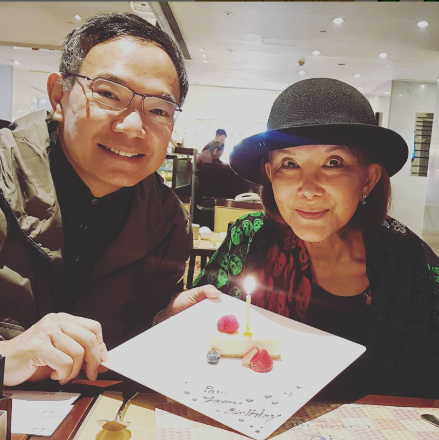 曾嫁緬甸富商之子！80歲大咖女星「如今驚傳罹失智症」　小15歲老公「辛苦細心呵護」曝近況