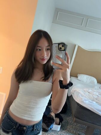 吳尊14歲女兒「曬結實肌肉照」！ 女大18變「判若兩人」網震驚