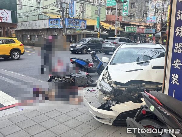 快訊／土城嚴重車禍！狂撞6機車「騎士躺地一片」嚴重狀況曝光　38歲肇事男「從沒考過駕照」
