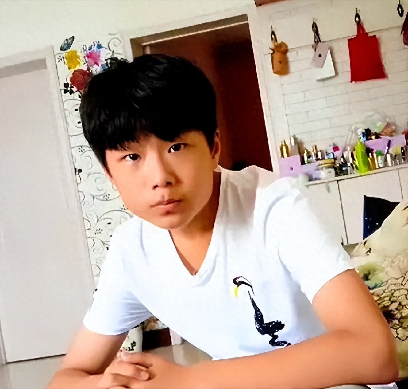 被賣去柬埔寨！21歲大學生「母親賣房籌百萬」　他打來淚喊「媽別救我了，妳好好活著...」