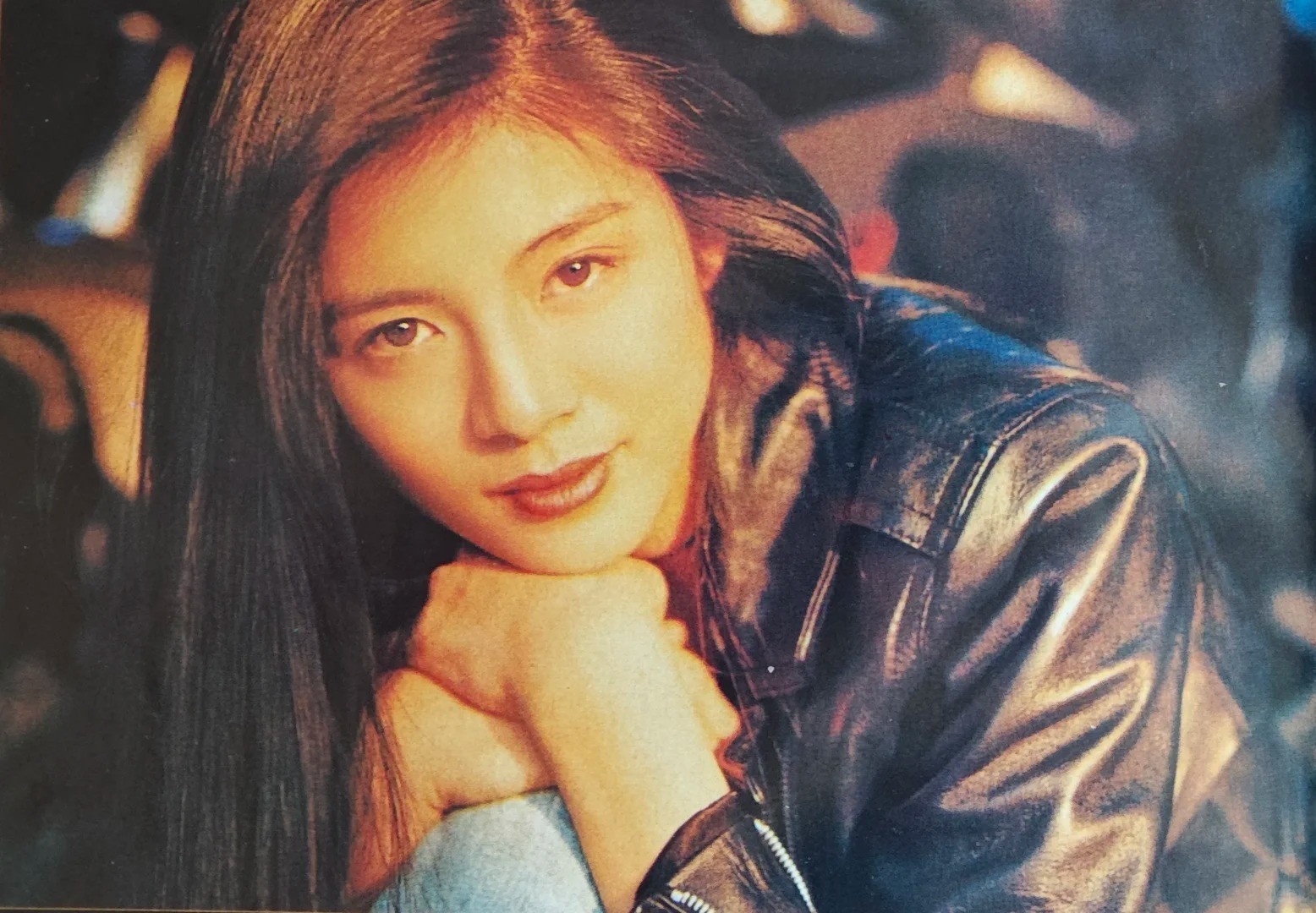 曾和金城武合作！玉女巨星「嫁律師後淡出演藝圈」　51歲罕露面「凍齡美貌網驚嘆」：女神風範依舊