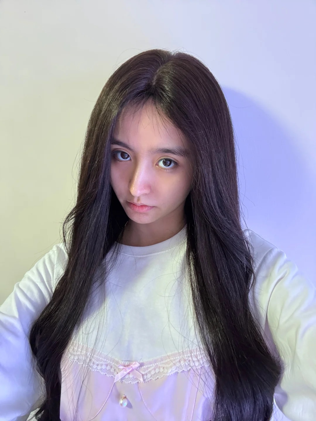 無預警退出演藝圈！大咖女星「突暴瘦剃光頭」憔悴近照曝光　粉絲擔憂狀態「眼睛已經無光」