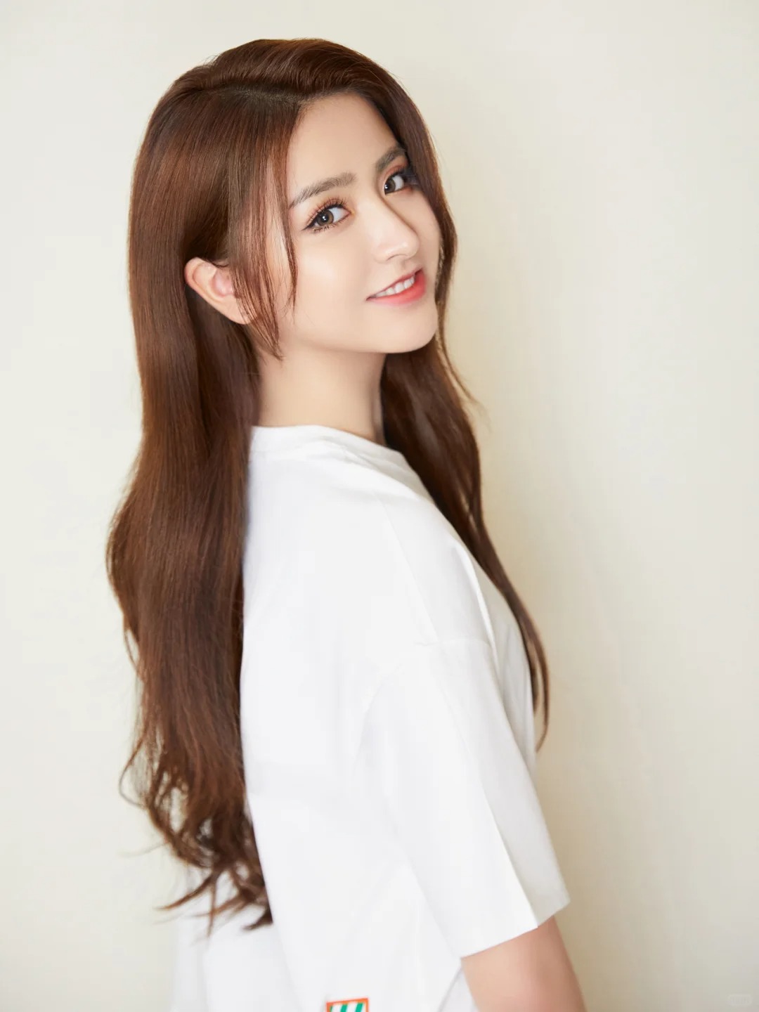無預警退出演藝圈！大咖女星「突暴瘦剃光頭」憔悴近照曝光　粉絲擔憂狀態「眼睛已經無光」